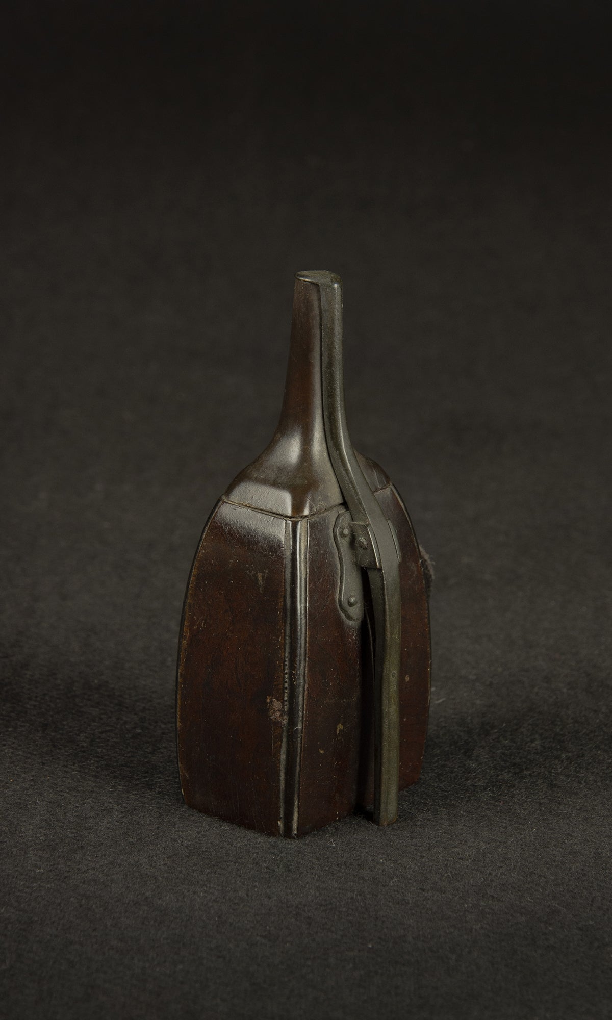 GUNPOWDER FLASK