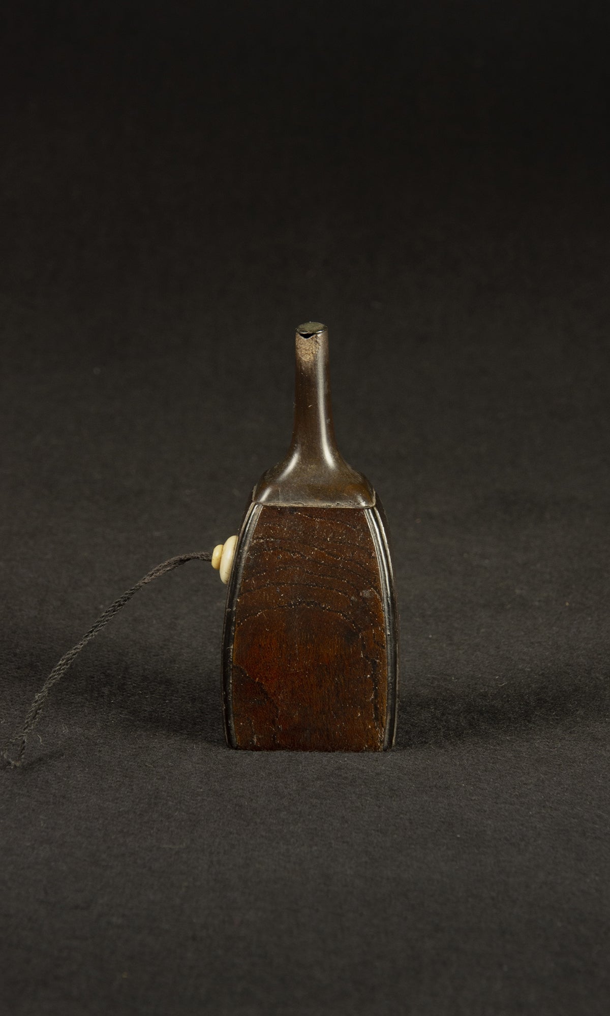 GUNPOWDER FLASK