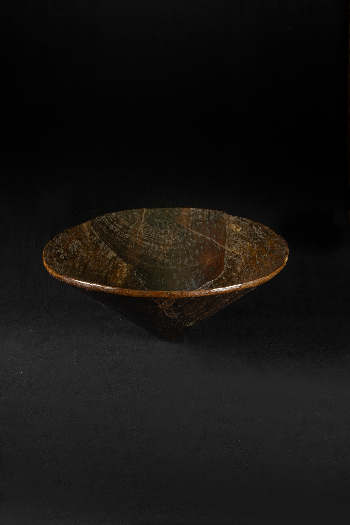 CONICAL WOOD BOWL