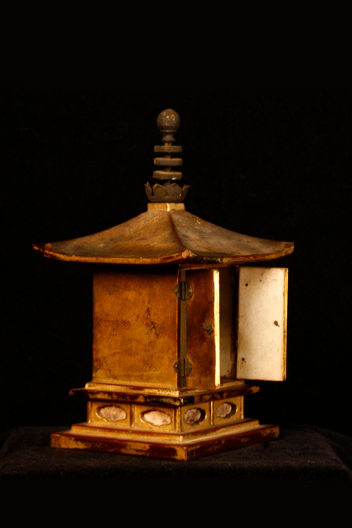 GILT SHRINE