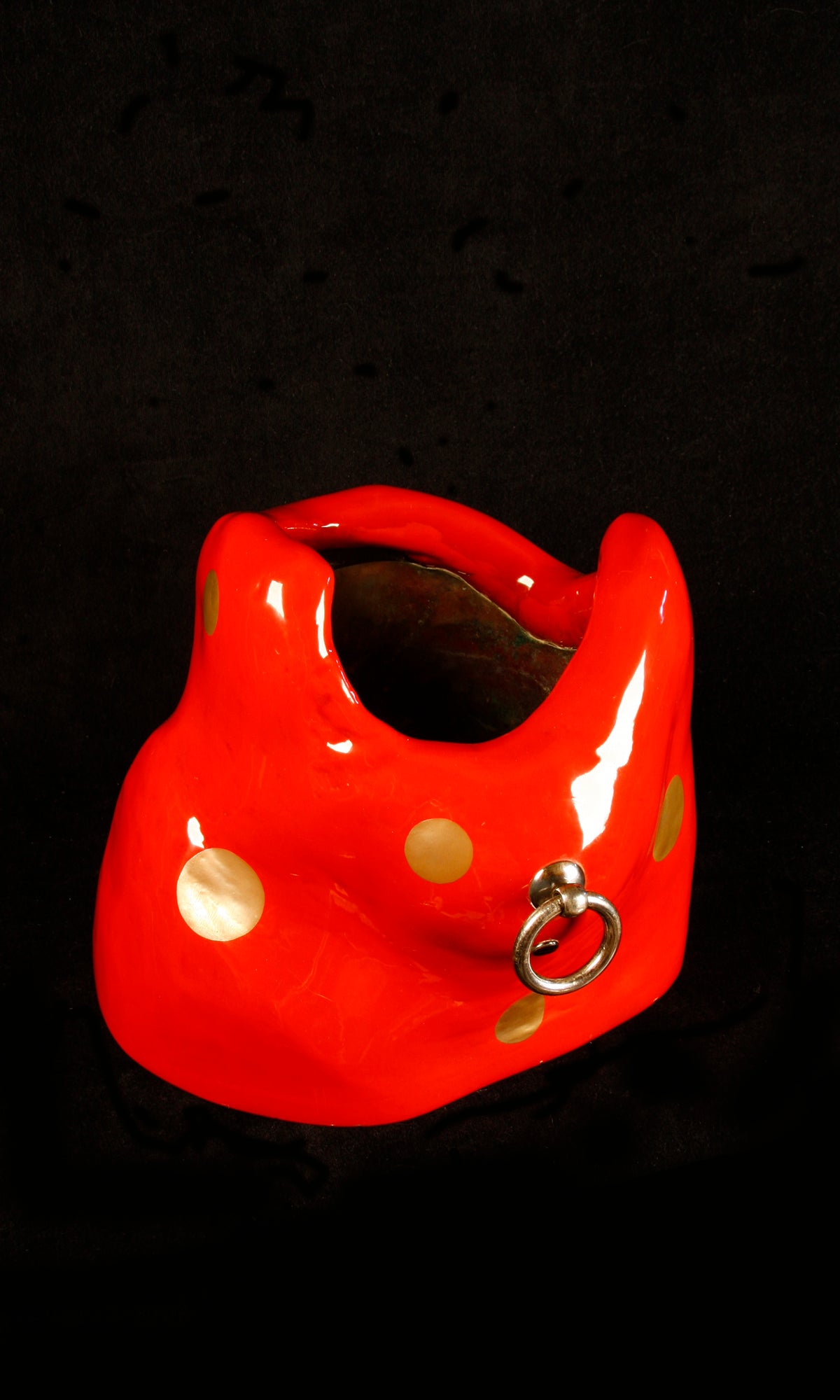 LACQUERED HIBACHI WITH POLKA DOTS
