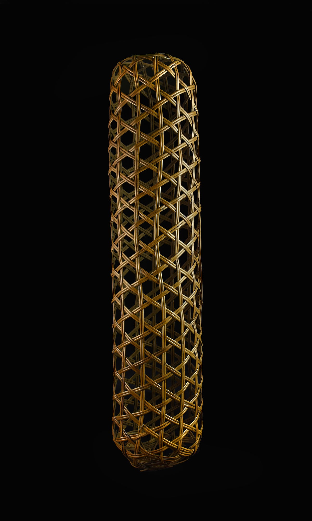 WOVEN PILLOW