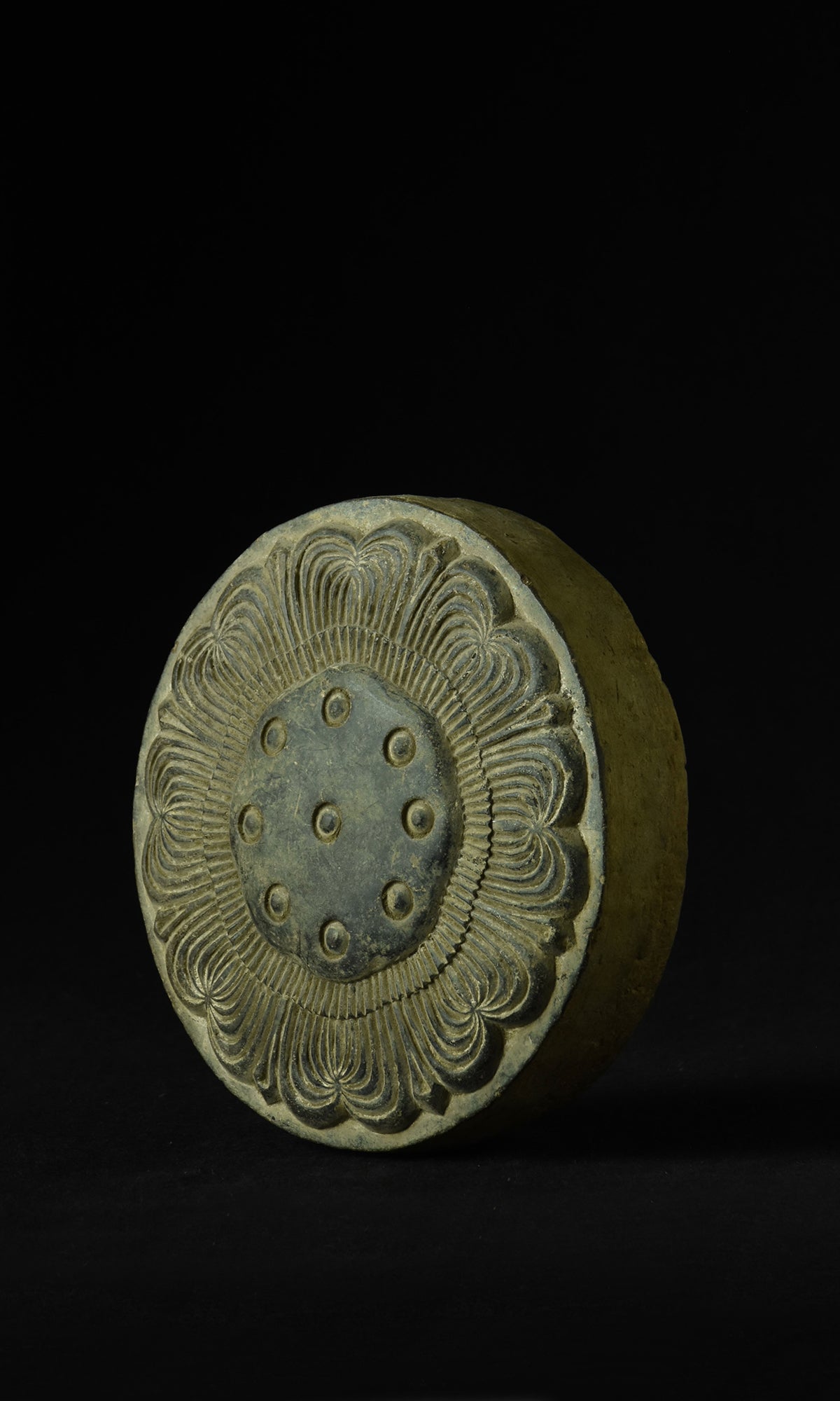 LOTUS TILE