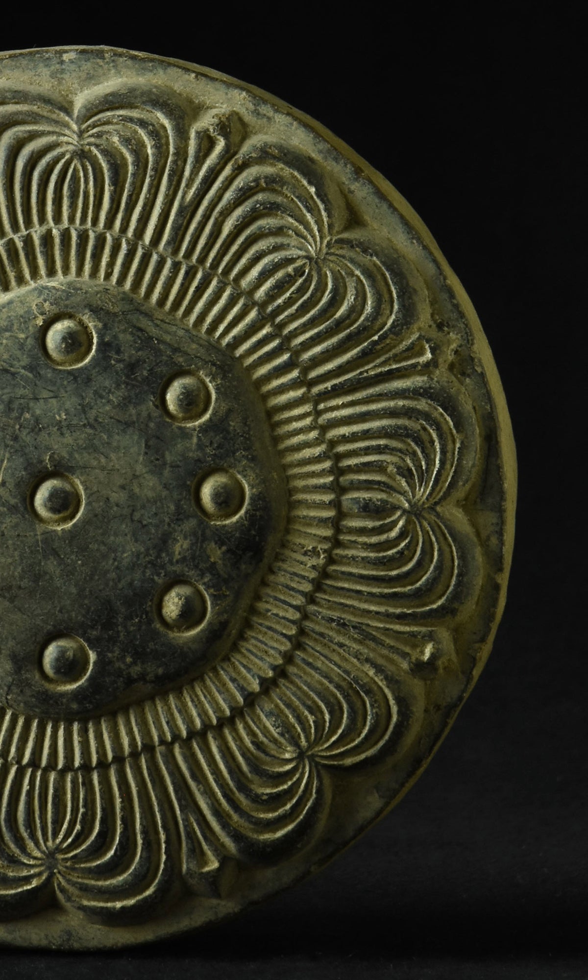 LOTUS TILE