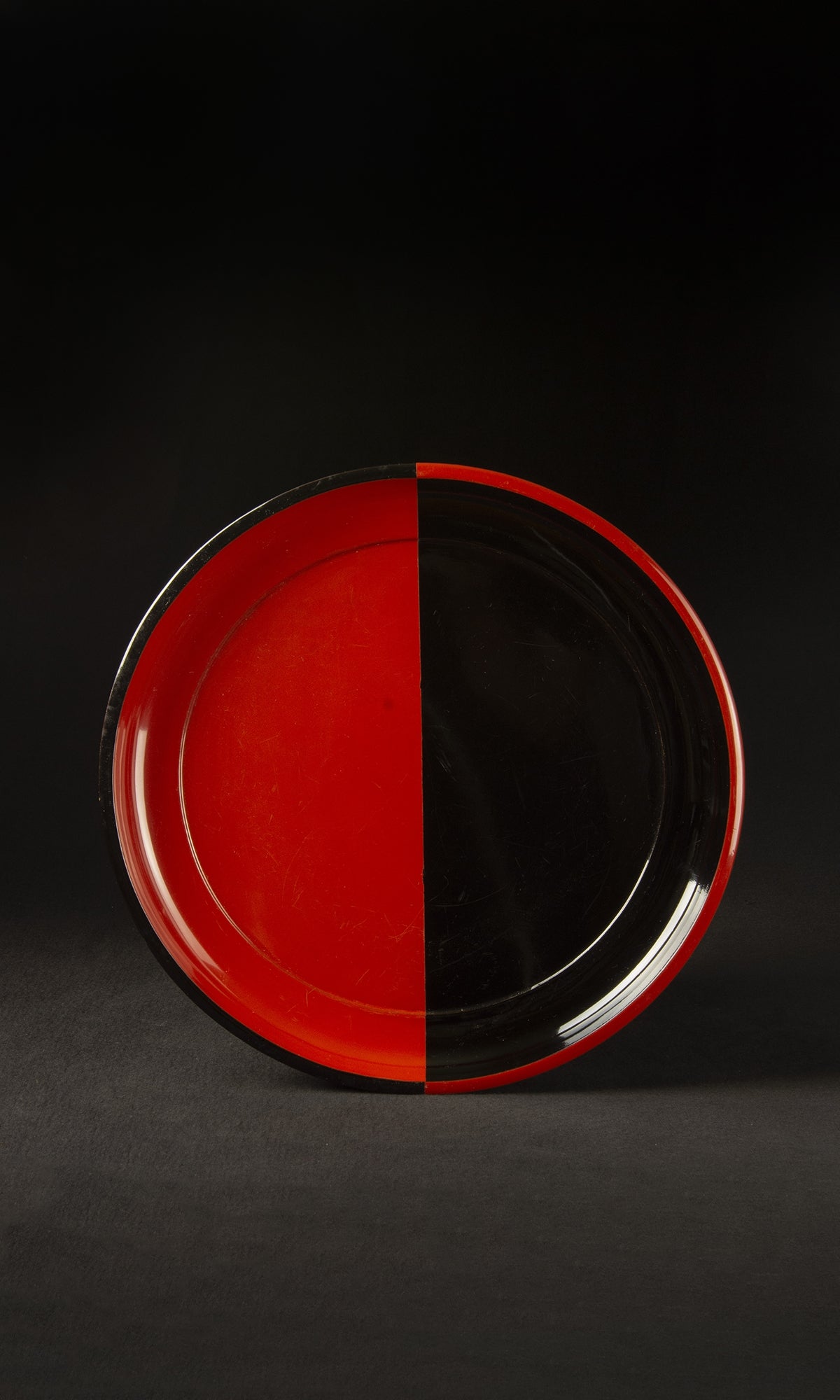 SPLIT DESIGN TRAY