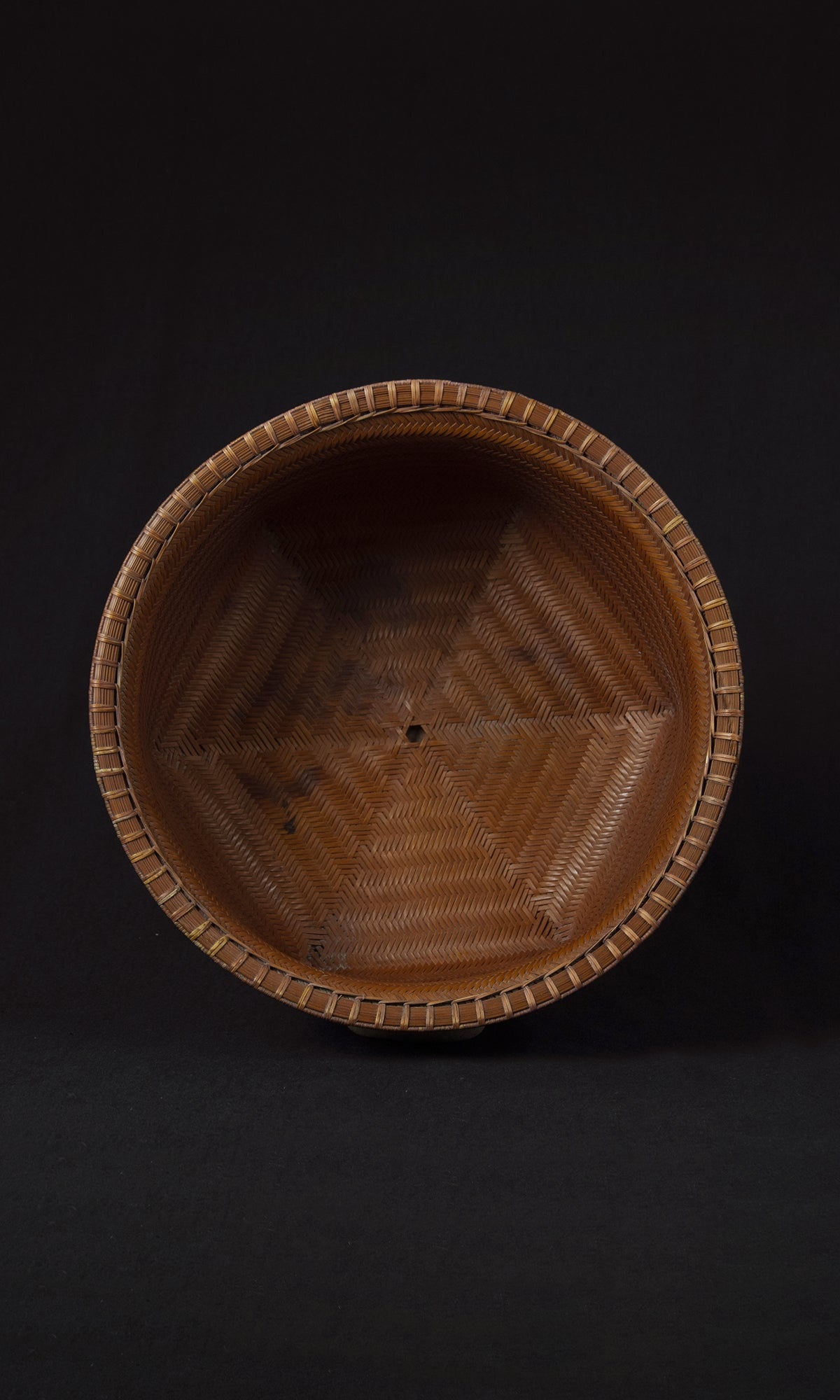 ROUND BASKET